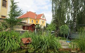 Fara Choustníkovo Hradiště